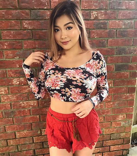 vicki li sexy|Vicki Li : 25 Hottest Photos On The Internet